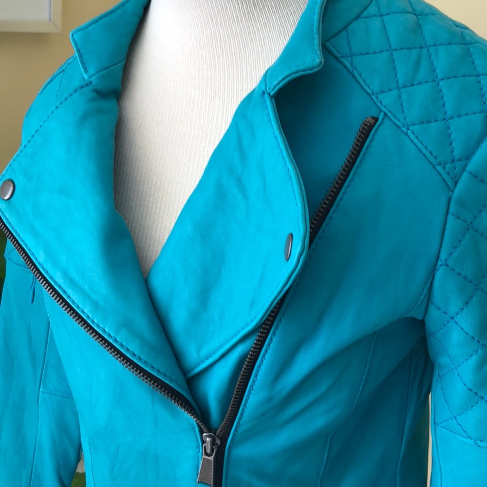 Amazing Neiman Marcus leather blue jacket - Picture 3 of 7